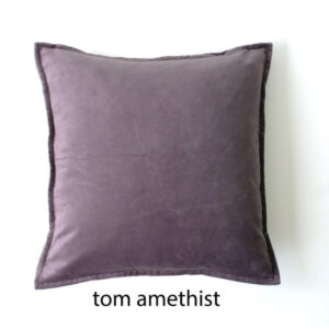 Coussin Tom en velours stonewashed Améthyste #Mlfabrics