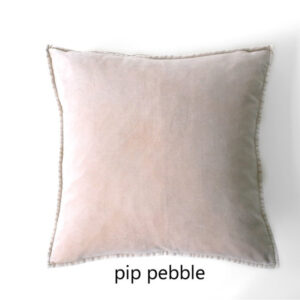 Coussin Pip en velours stonewashed Peeble #MLFabrics