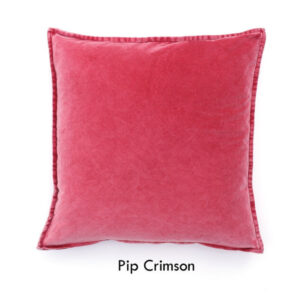 Coussin Pip en velours stonewashed Framboise #MLFabrics
