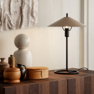 Lampe à poser Filo en métal #Fermliving